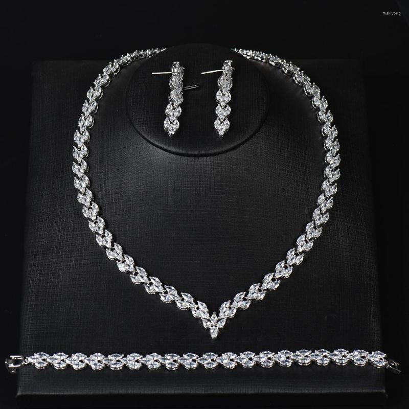 Necklace Earrings Set Fashion Classic Leaf Drop Cubic Zircon Women Dinner Party Costume Elegant Bridal Wedding N-1303, Picture shown
Necklace Earrings Set Fashion Classic Leaf Drop Cubic Zircon Women Dinner Party Costume Elegant Bridal Wedding N-1303, Picture shown
