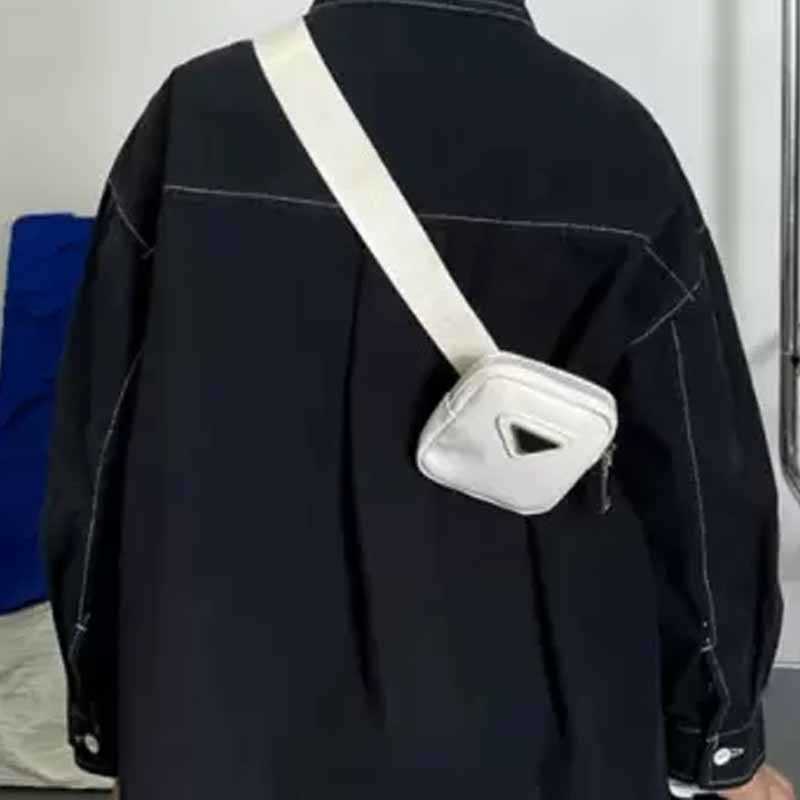 New Kids Purse Nylon Handbags Girls Boys Triangle One Shoulder Messenger Bags Children Chest Bag Waist Bag
New Kids Purse Nylon Handbags Girls Boys Triangle One Shoulder Messenger Bags Children Chest Bag Waist Bag