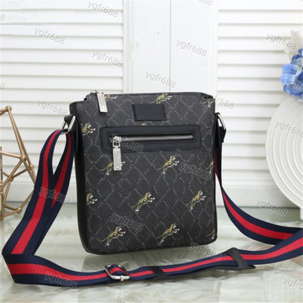 Designer bags men shoulder Crossbody Bags satchel luxury messenger Cross Body bag for man purse Clutch briefcase Wallet, Customize
Designer bags men shoulder Crossbody Bags satchel luxury messenger Cross Body bag for man purse Clutch briefcase Wallet, Customize
