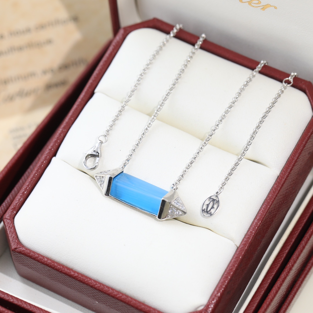 Luxury Pendant Necklace Les Berlingots Designer Top Sterling Silver Round Cylinder Charm Short Chain Choker Collar For Women Jewelry With Box Party Gift
Luxury Pendant Necklace Les Berlingots Designer Top Sterling Silver Round Cylinder Charm Short Chain Choker Collar For Women Jewelry With Box Party Gift