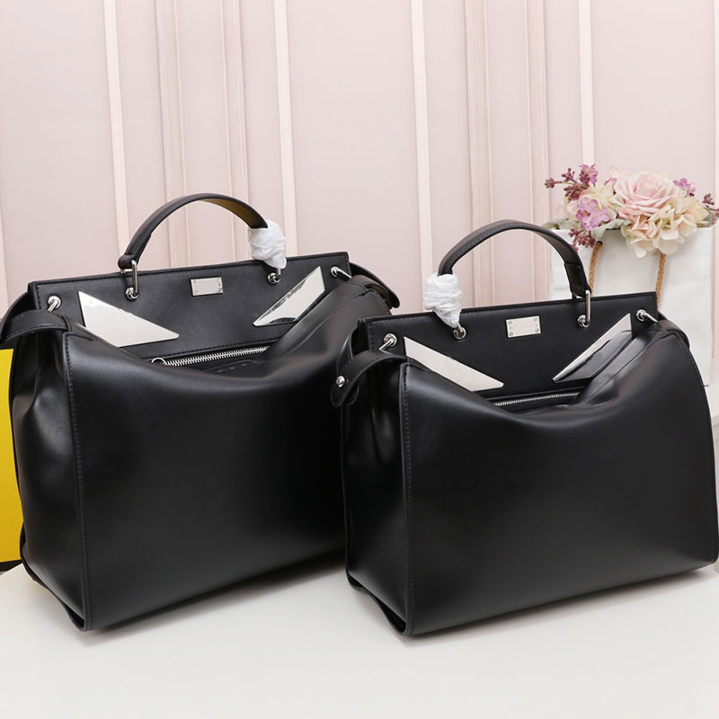 30/36cm Men Shoulder Bag Man Handbags Crossbody Messenger Bags Classic Totes Bags Briefcase Handbag Soft Genuine Leather Silver Sequins Hardware Large Capacity
30/36cm Men Shoulder Bag Man Handbags Crossbody Messenger Bags Classic Totes Bags Briefcase Handbag Soft Genuine Leather Silver Sequins Hardware Large Capacity