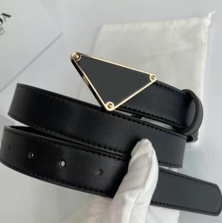 Mens belt womens belt designer luxury ceinture black smooth buckle valentine christmas day gift fashion leather waistband woman for man belts designers
Mens belt womens belt designer luxury ceinture black smooth buckle valentine christmas day gift fashion leather waistband woman for man belts designers