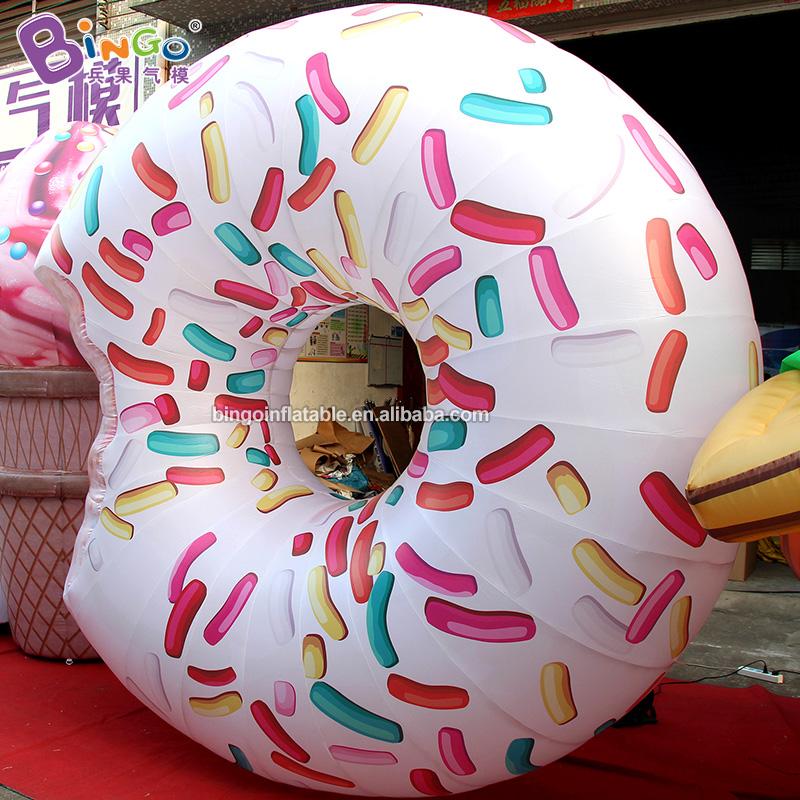Newly Design Event Advertising Inflatable Cake Models Hamburger Donut Balloons Simulation Food Models For Outdoor Decoration Toys Sports
