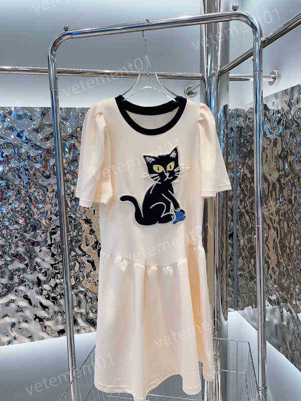 Designer Women Dresses Fashion Brand Cartoon Figure Print Round Neck Short Sleeve Polo Dress Luxury Summer Womens Party Dresses
Designer Women Dresses Fashion Brand Cartoon Figure Print Round Neck Short Sleeve Polo Dress Luxury Summer Womens Party Dresses