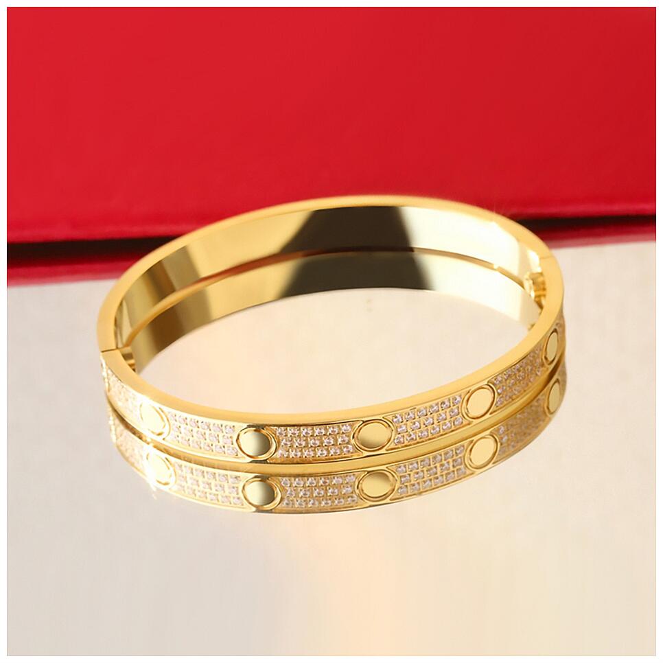 Love Bracelets Carti Bracelet Ice Out Screw Bangle Mens Gold Braclets Silber Armband Damen Marriage Bangles Friendship Braclet Pulsera Charms Bracciale Bimba
Love Bracelets Carti Bracelet Ice Out Screw Bangle Mens Gold Braclets Silber Armband Damen Marriage Bangles Friendship Braclet Pulsera Charms Bracciale Bimba
