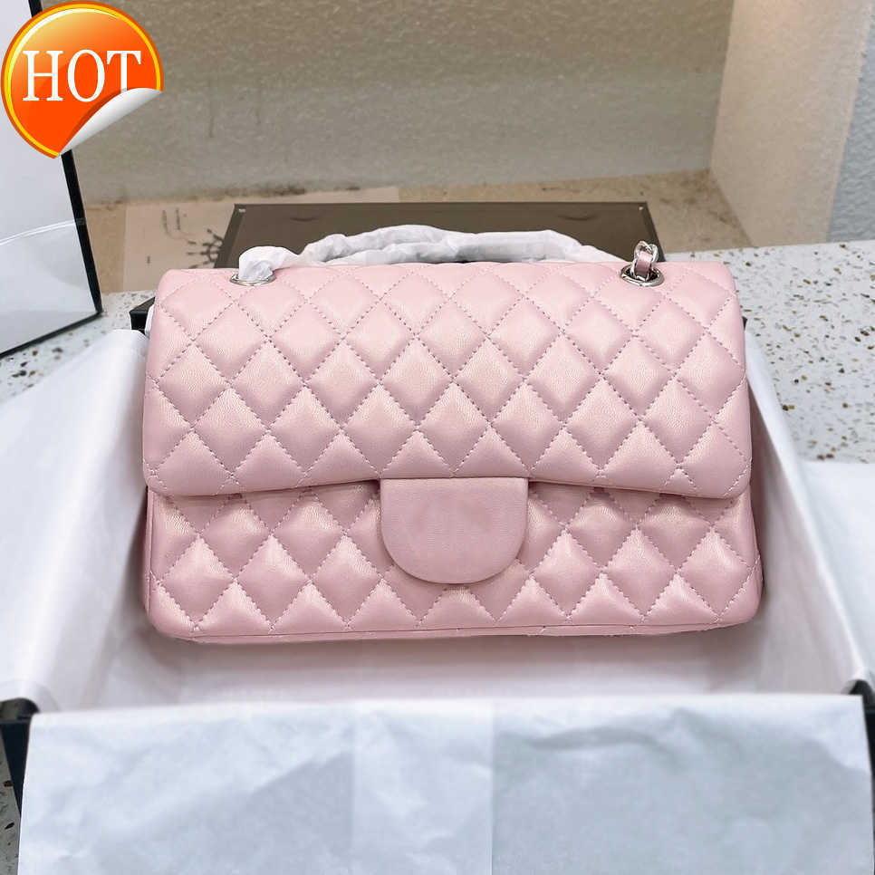Women's Luxury Designer Shoulder Bags Channel bag Rainbow Pearl Powder Classic Double CC Cover with Silver Metal Hardware Chain Gold/silver Crossbody Bag, 12 size 25cm
Women's Luxury Designer Shoulder Bags Channel bag Rainbow Pearl Powder Classic Double CC Cover with Silver Metal Hardware Chain Gold/silver Crossbody Bag, 12 size 25cm