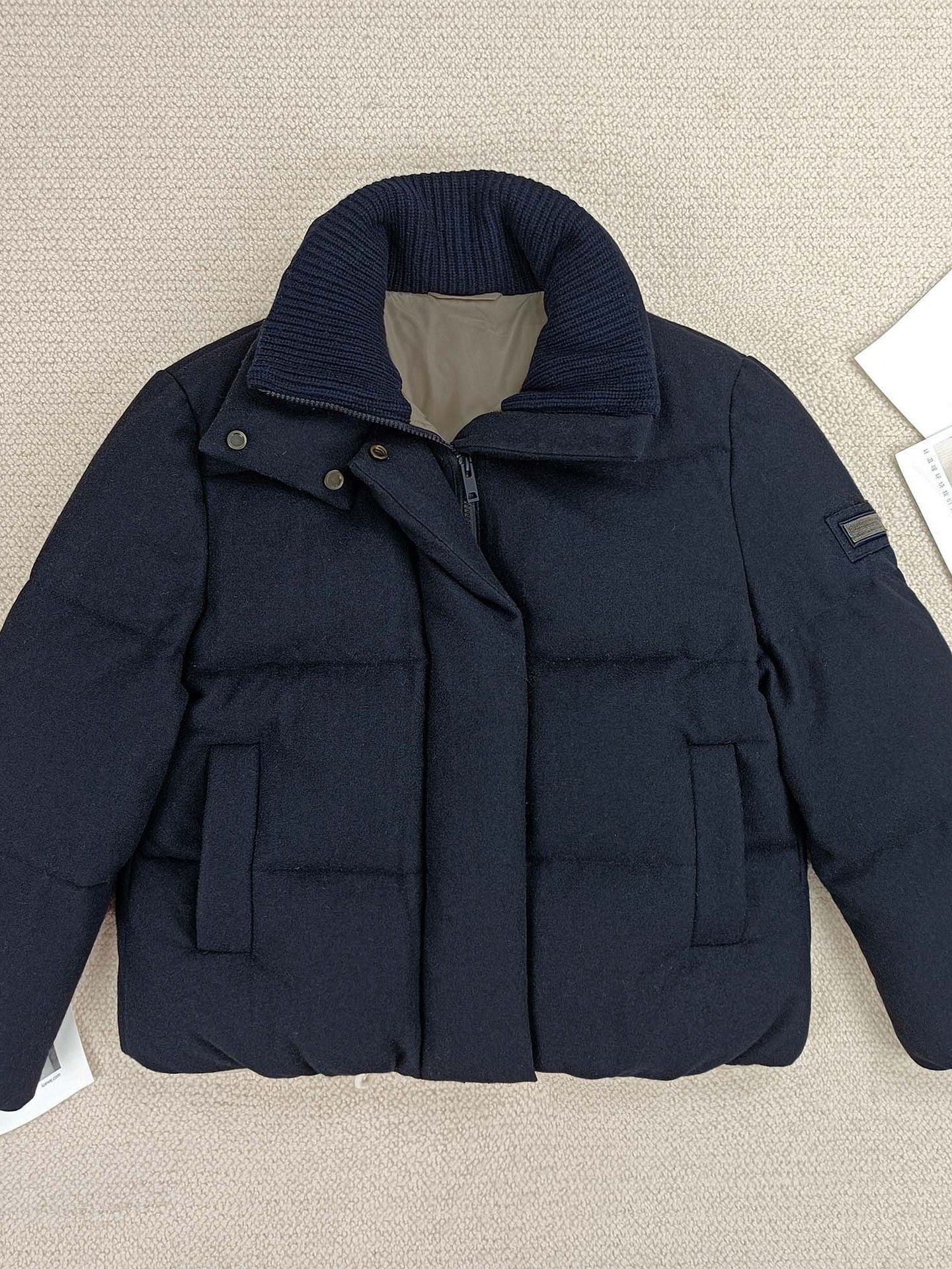 Women s Down Parkas 4 Color Thickened Jacket Bead Trim Stand Up Collar Outerwear Tops Winter Ladies Warm Zipper Coat 221128