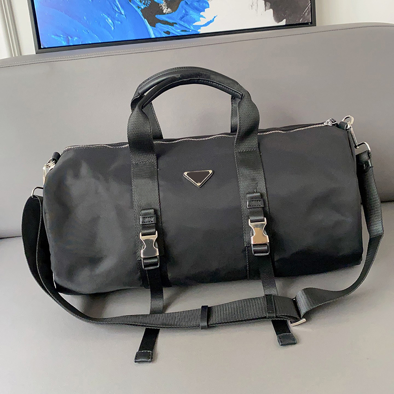 Large Capacity Duffle Bag Chain Travel Bags Outdoor Nylon Plain Print Stripes Letter Soft Single Designer Women Mens Luggage Bag 295, Black
Large Capacity Duffle Bag Chain Travel Bags Outdoor Nylon Plain Print Stripes Letter Soft Single Designer Women Mens Luggage Bag 295, Black