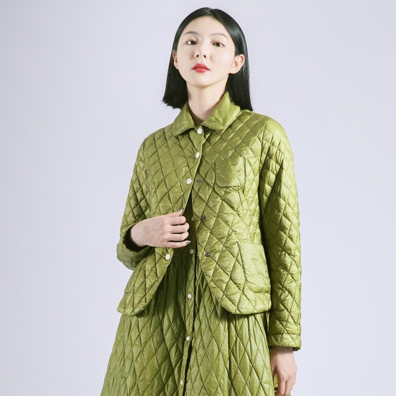 Women s Down Parkas Fashion Leisure High end Diamond Short Light Autumn White Duck Jacket Slim Fit Women Spring Autumn 221128