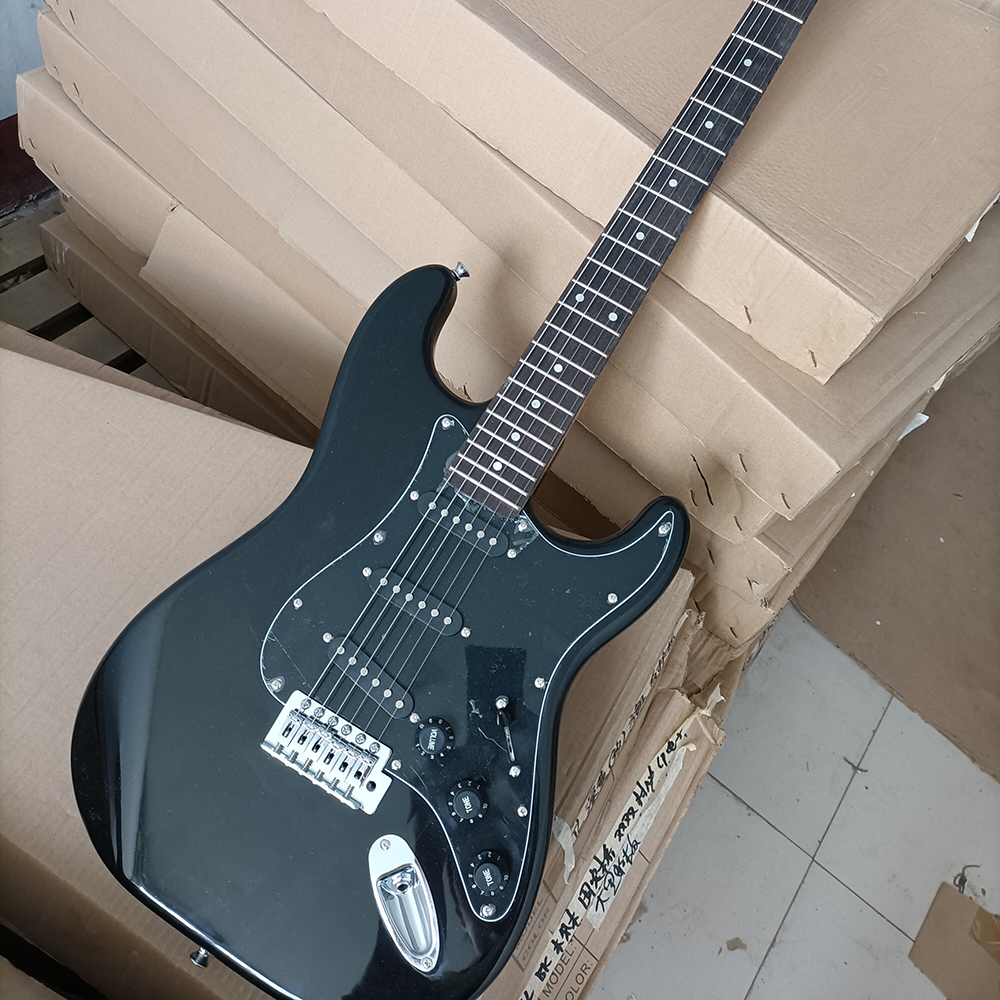 6 Strings Black Electric Guitar with SSS Pickups Rosewood Fretboard Customizable
