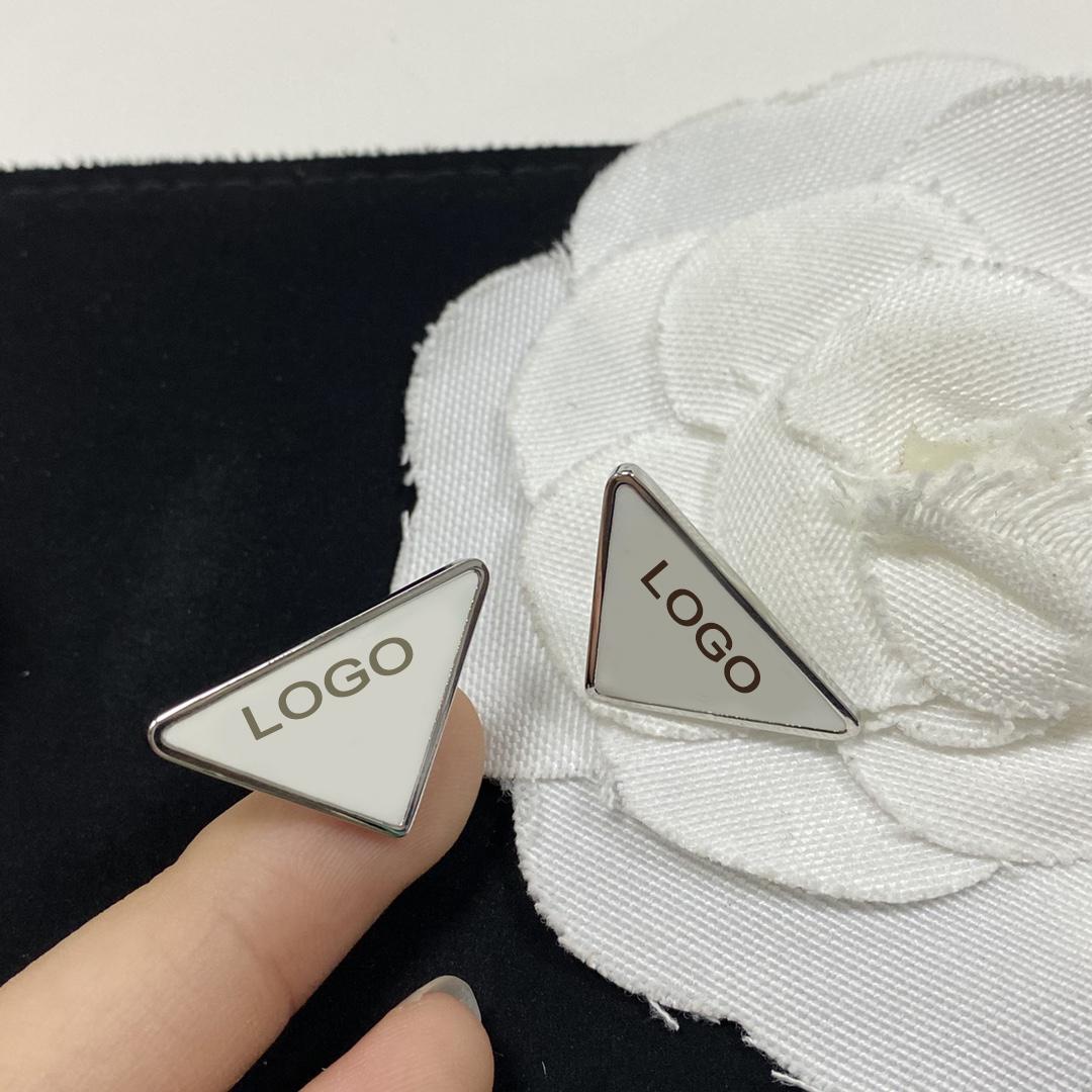 Stud New Triangle Earrings For Women Luxury Designer Fashion ear studs Jewelry Gifts 3P
Stud New Triangle Earrings For Women Luxury Designer Fashion ear studs Jewelry Gifts 3P