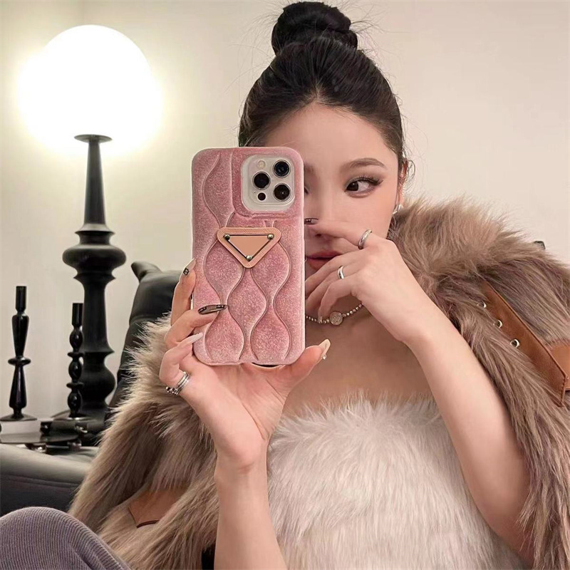 High Quality Luxury Velvet Phonecases For iPhone 14 14Plus 14Pro 14ProMax 13 12 11 Pro Max Designer Fashion Brand Classic Phone Case, Pink
High Quality Luxury Velvet Phonecases For iPhone 14 14Plus 14Pro 14ProMax 13 12 11 Pro Max Designer Fashion Brand Classic Phone Case, Pink