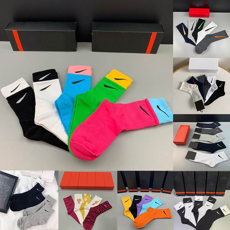 Fashion Mens socks Desigers Women and Men Socking Letter Breathable Comfortable and elastic Cotton jogging Basketball football sports sock, With box 
Fashion Mens socks Desigers Women and Men Socking Letter Breathable Comfortable and elastic Cotton jogging Basketball football sports sock, With box