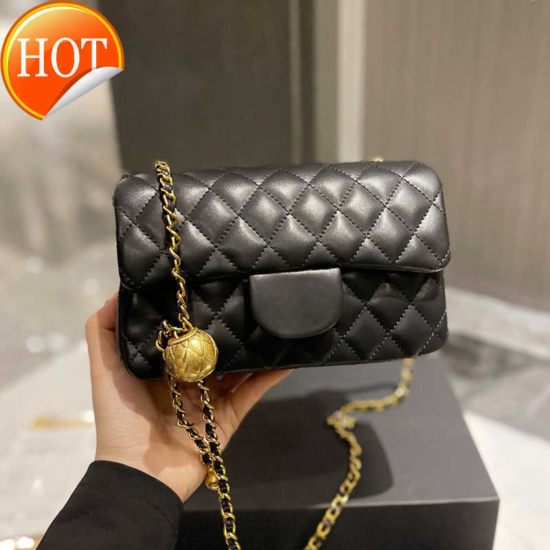 Women's Luxury Designer Shoulder Bags Fashion Classic Mini Flaperon Small Square Bag Texture Lambskin Gold Ball Adjustable Strap Gold Ball Factory Direct Sales, Red
Women's Luxury Designer Shoulder Bags Fashion Classic Mini Flaperon Small Square Bag Texture Lambskin Gold Ball Adjustable Strap Gold Ball Factory Direct Sales, Red