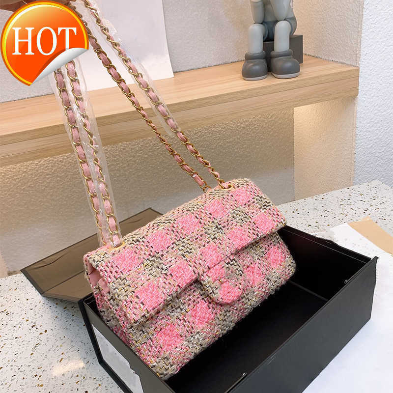 Women's Luxury Brand Shoulder Bags Fashion Designer Gold Chain Messenger Bag Multi-functional Large Capacity High Quality Crossbody Bag Factory Direct Sales, Color1
Women's Luxury Brand Shoulder Bags Fashion Designer Gold Chain Messenger Bag Multi-functional Large Capacity High Quality Crossbody Bag Factory Direct Sales, Color1