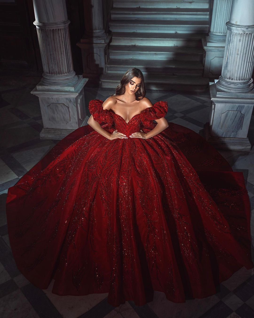 Luxurious Red Wedding Dress Off Shoulder Bridal Gowns Lace Ruffles Sequins Robe de mariee