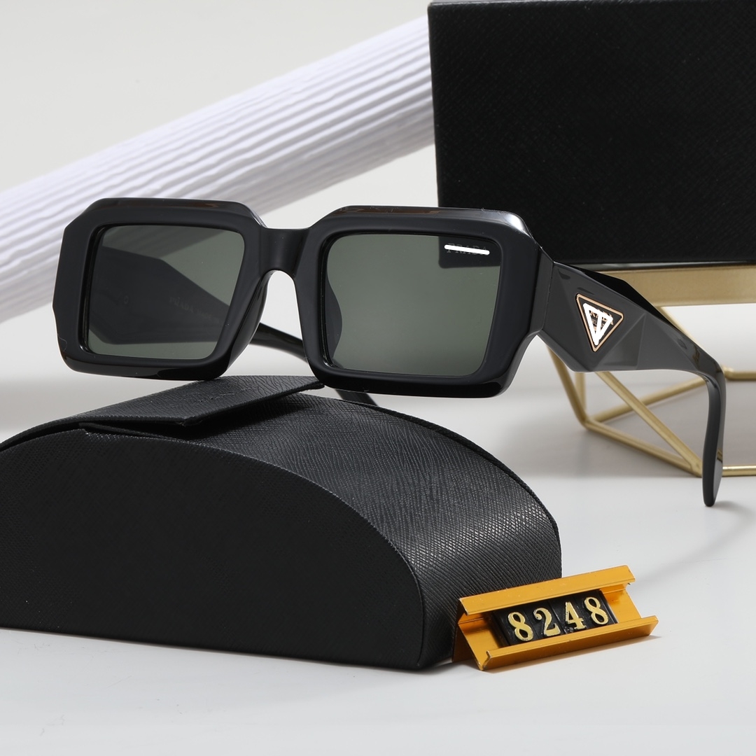 Top luxury Sunglasses polaroid lens designer womens Mens Goggle senior Eyewear For Women eyeglasses frame Vintage Metal Sun Glasses With Box leopard OS8248
Top luxury Sunglasses polaroid lens designer womens Mens Goggle senior Eyewear For Women eyeglasses frame Vintage Metal Sun Glasses With Box leopard OS8248