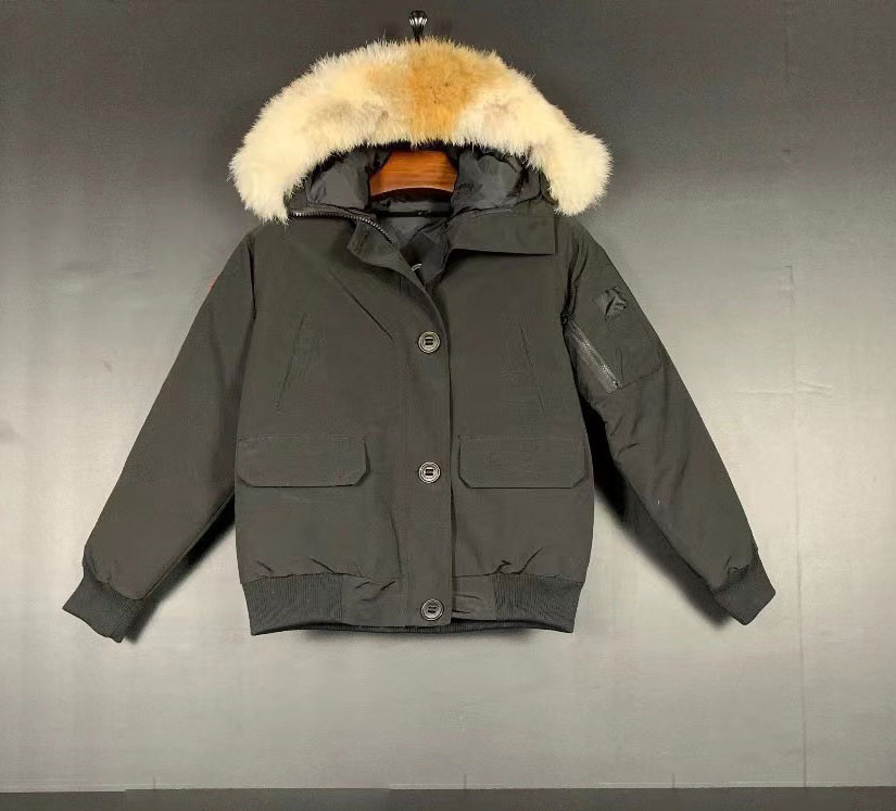21SS Luxury Brand Down Jackets Winter jacket Warm Fashion Real wolf fur Jacket Size XS-3XL, Bag(not sale just a bag)
21SS Luxury Brand Down Jackets Winter jacket Warm Fashion Real wolf fur Jacket Size XS-3XL, Bag(not sale just a bag)