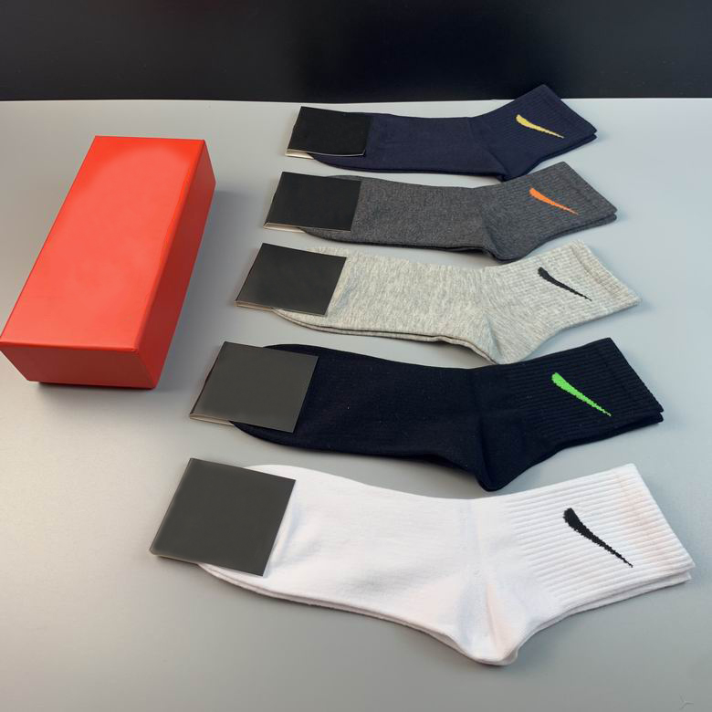 Mens Cotton Socks Classic black Women Men Breathable mixing Football basketball Sports Ankle sock Breathable Winter for Male Sockes, High quality
Mens Cotton Socks Classic black Women Men Breathable mixing Football basketball Sports Ankle sock Breathable Winter for Male Sockes, High quality