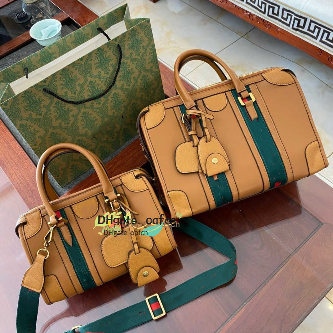 Designer bag Brand Women'sBags Cow leather messenger handbag Chain shoulder messenger bags Luxury Tote messenger Bag, Black
Designer bag Brand Women'sBags Cow leather messenger handbag Chain shoulder messenger bags Luxury Tote messenger Bag, Black
