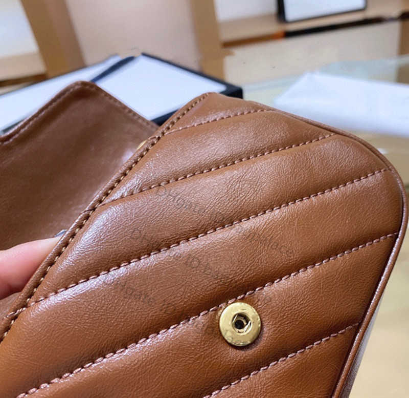 Classic 2022 Luxurys Designers Bags Shoulder Bag Flap Handbag Messenger Women Totes Fashion Mini Marmont Handbags Printed Chains C, No bags
Classic 2022 Luxurys Designers Bags Shoulder Bag Flap Handbag Messenger Women Totes Fashion Mini Marmont Handbags Printed Chains C, No bags