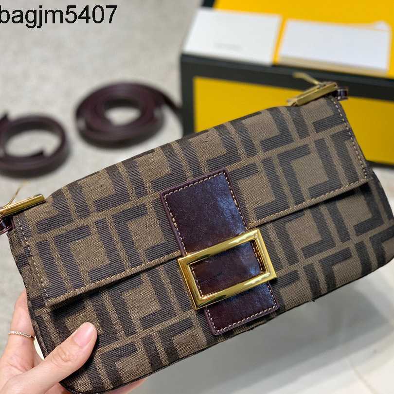 Design Bag Factory Wholesale and Retail 2023 New Old Flower Stick Bag Letter Printing Shoulder Portable Canvas, Picture color
Design Bag Factory Wholesale and Retail 2023 New Old Flower Stick Bag Letter Printing Shoulder Portable Canvas, Picture color