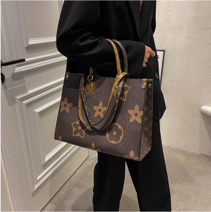 2023 Designer Bag fashion Onthego Women the Tote bag Handbags Messenger Ladies Shoulder shopping package classic crossbody bags totes, Suotoubao
2023 Designer Bag fashion Onthego Women the Tote bag Handbags Messenger Ladies Shoulder shopping package classic crossbody bags totes, Suotoubao