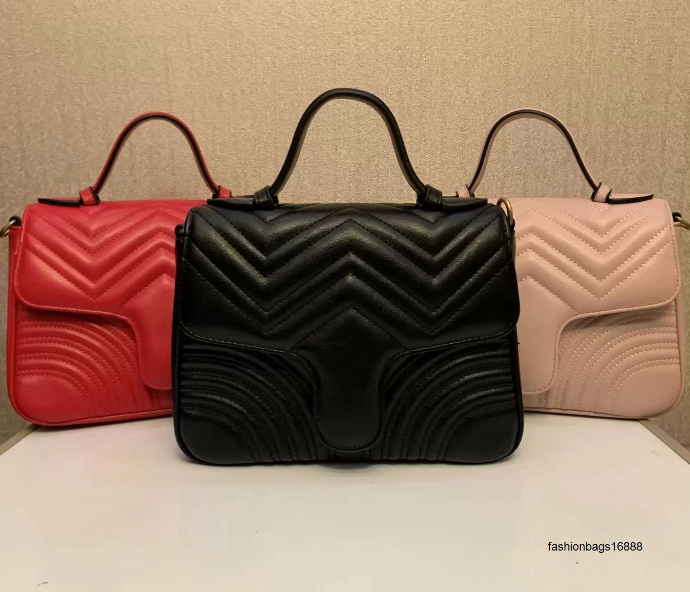 Luxurys designers bags channel women bags shoulder bag wallet purse Classic style PU chain crossbody 5 colors 2023, Red
Luxurys designers bags channel women bags shoulder bag wallet purse Classic style PU chain crossbody 5 colors 2023, Red