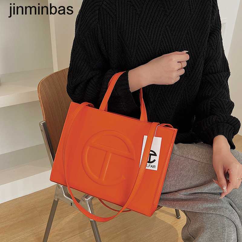 Tote Bag Factory Wholesale and Retail Texture Large Capacity Women 2023 New Fashion Portable Tote Summer Shoulder Commuter, Blue
Tote Bag Factory Wholesale and Retail Texture Large Capacity Women 2023 New Fashion Portable Tote Summer Shoulder Commuter, Blue