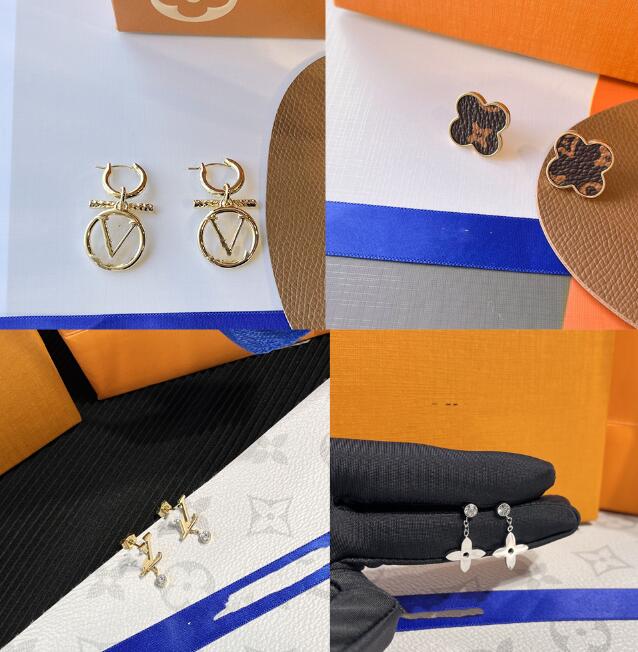 23ss 20style Mixed Simple 18K Gold Plated Stud Fashion Stainless Steel Hoop Earring Women Crystal Pearl Round Jewelry
23ss 20style Mixed Simple 18K Gold Plated Stud Fashion Stainless Steel Hoop Earring Women Crystal Pearl Round Jewelry
