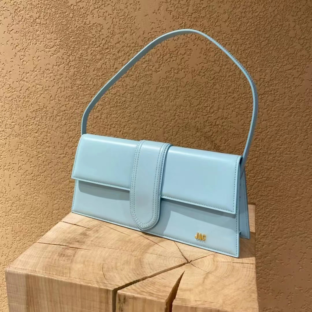 Famous Shoulder Bag baguette Classic jacquems Le Bambino Luxurys Designers womens mens clutch Leather envelope totes fashion pochette strap sling travel Evening, Carton
Famous Shoulder Bag baguette Classic jacquems Le Bambino Luxurys Designers womens mens clutch Leather envelope totes fashion pochette strap sling travel Evening, Carton