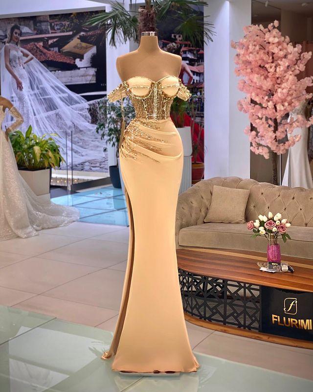 Sexy Arabic Prom Dresses Crystal Beaded Off Shoulder Illusion Side Split See Througth Evening Dress Mermaid Formal Party Gowns