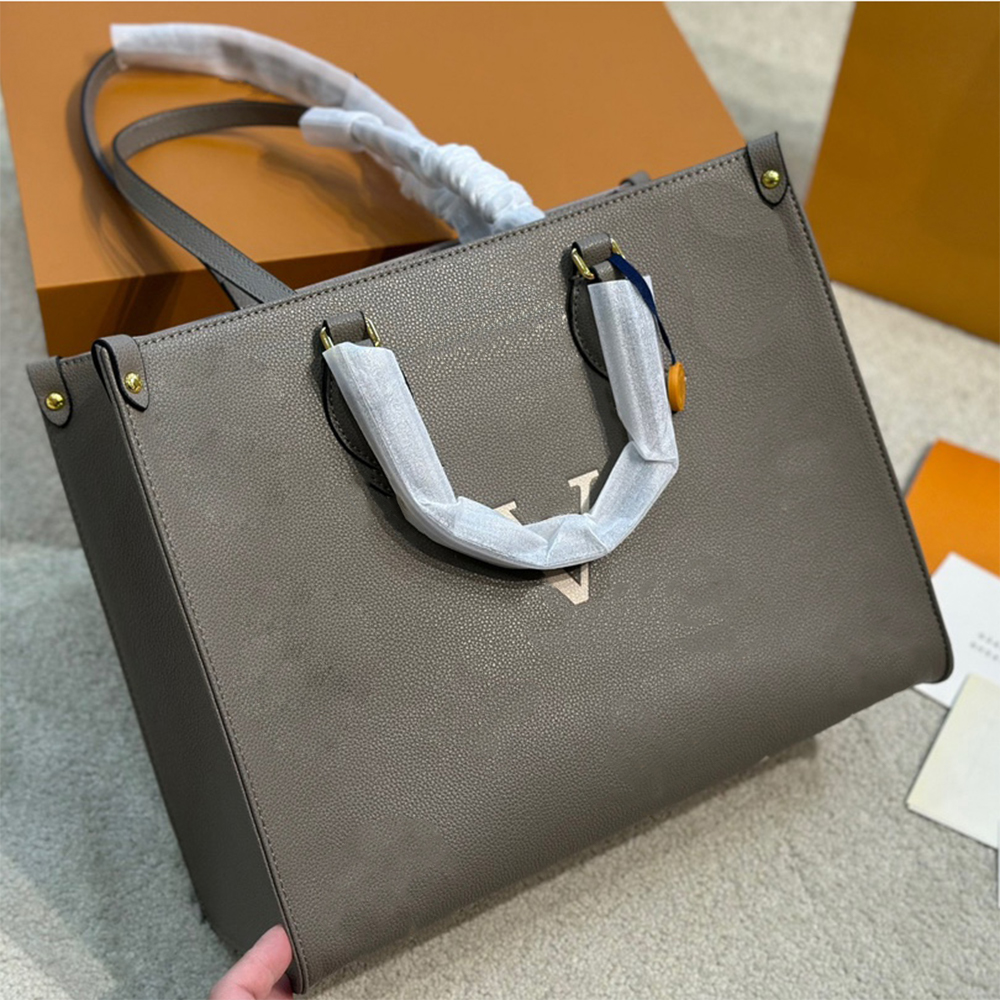 Women Luxury Handbags Designer Beach Bag Top Quality Fashion Knitting Purse Shoulder Large Tote With Shopping bag
Women Luxury Handbags Designer Beach Bag Top Quality Fashion Knitting Purse Shoulder Large Tote With Shopping bag