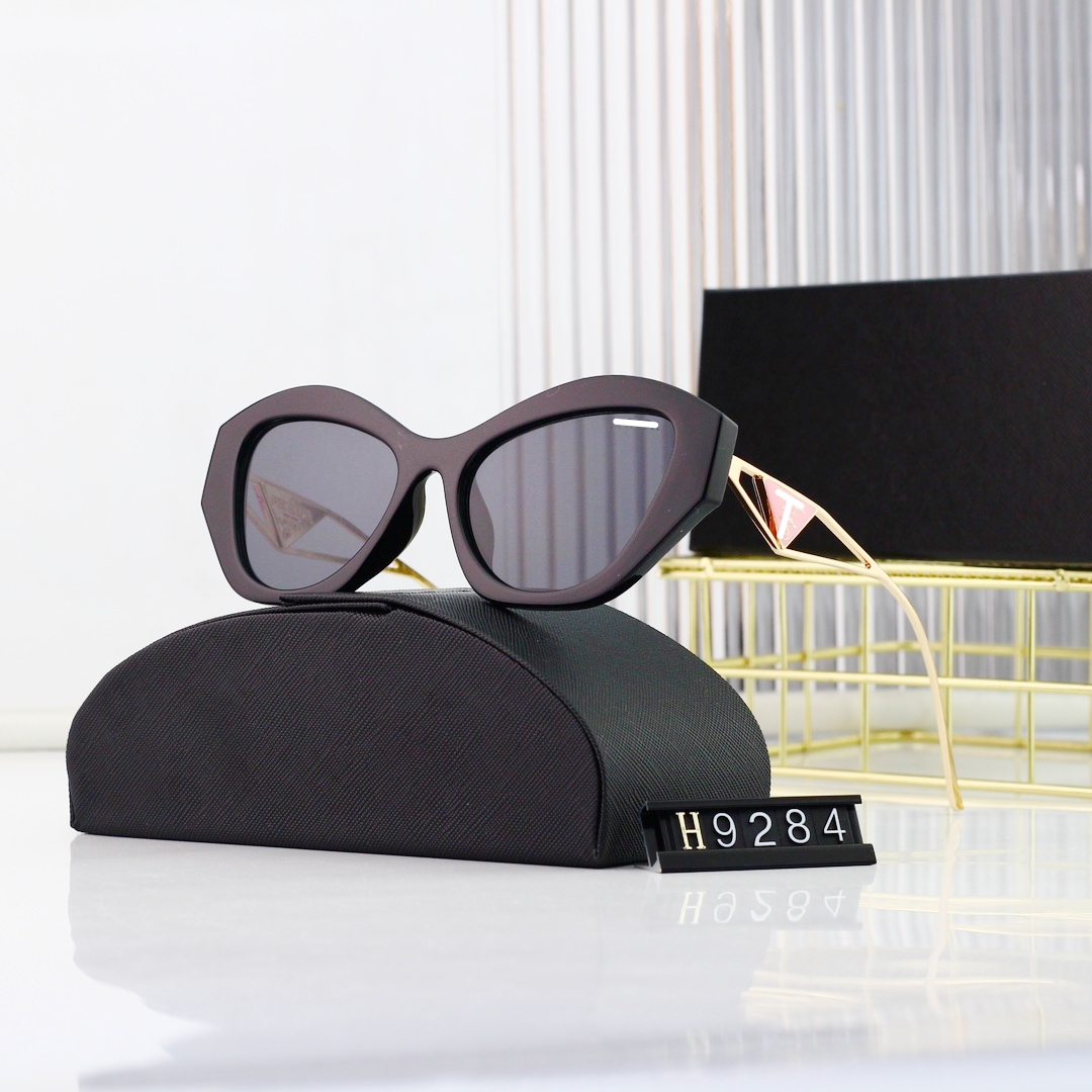 Top luxury Sunglasses Polarizing lens designer womens Mens Goggle senior Eyewear For Women eyeglasses frame Vintage Metal Sun Glasses With Box leopard OS9284
Top luxury Sunglasses Polarizing lens designer womens Mens Goggle senior Eyewear For Women eyeglasses frame Vintage Metal Sun Glasses With Box leopard OS9284