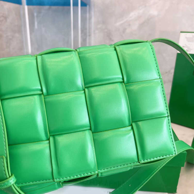 Stunning Knitting Pillow Bag Luxury Famous Designer Handbags Shoulder Bags Cross Body Clutch Lady Fashion Genuine Leather Classic, No bags
Stunning Knitting Pillow Bag Luxury Famous Designer Handbags Shoulder Bags Cross Body Clutch Lady Fashion Genuine Leather Classic, No bags