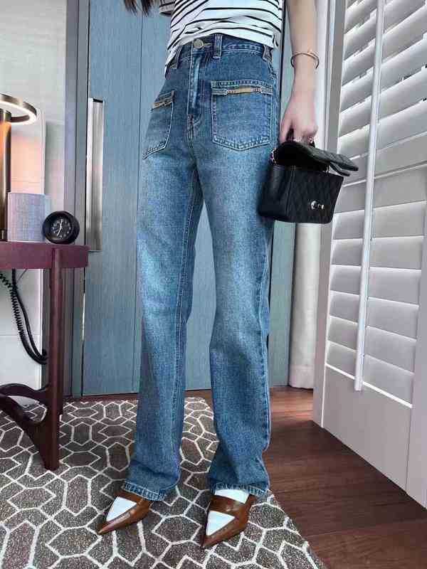 Designer Womens Jeans Fashion Street Brand Ce..ne Loose Jeans Solid Color High Quality Trousers Luxury Women Clothing For Women
Designer Womens Jeans Fashion Street Brand Ce..ne Loose Jeans Solid Color High Quality Trousers Luxury Women Clothing For Women