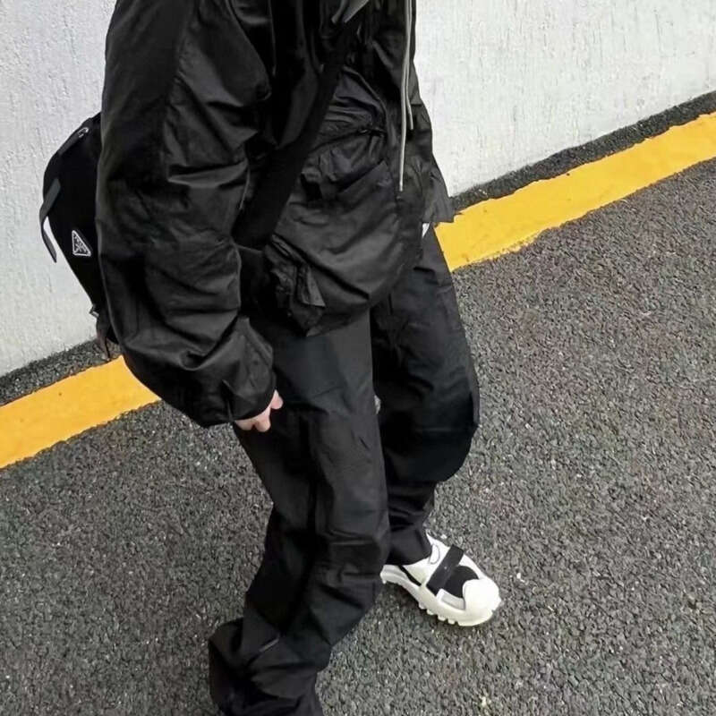 Arc Mens Pants Outdoor Sports Quick Dry Functional 3d Vertical Trousers Nylon Waterproof Zipper Sweatpants Men Women Embroidery Pantss, Black
Arc Mens Pants Outdoor Sports Quick Dry Functional 3d Vertical Trousers Nylon Waterproof Zipper Sweatpants Men Women Embroidery Pantss, Black