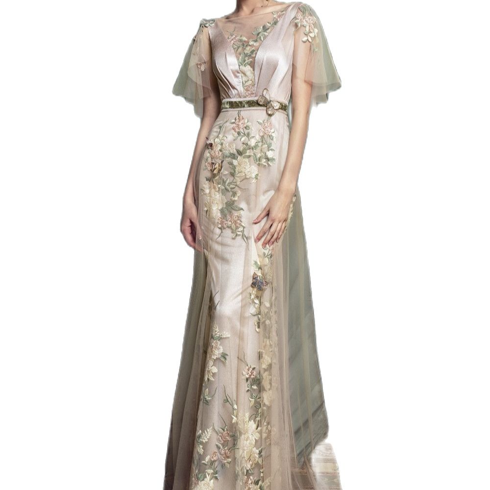 Mother of the bride dress sleeveless court train V neck floor length Average size wedding guest dress elegance Mermaid