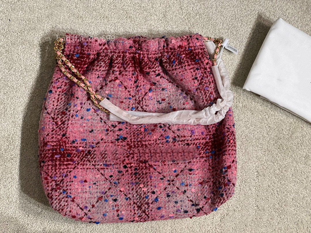 Womens Pink Woolen 22 Shopping Totes Bag Tweed Multicolor Quilted Woven Hardware Chain Large Capacity Pocket With Pouch Wallet Crossbody Designer Handbags 33x35CM, Box
Womens Pink Woolen 22 Shopping Totes Bag Tweed Multicolor Quilted Woven Hardware Chain Large Capacity Pocket With Pouch Wallet Crossbody Designer Handbags 33x35CM, Box