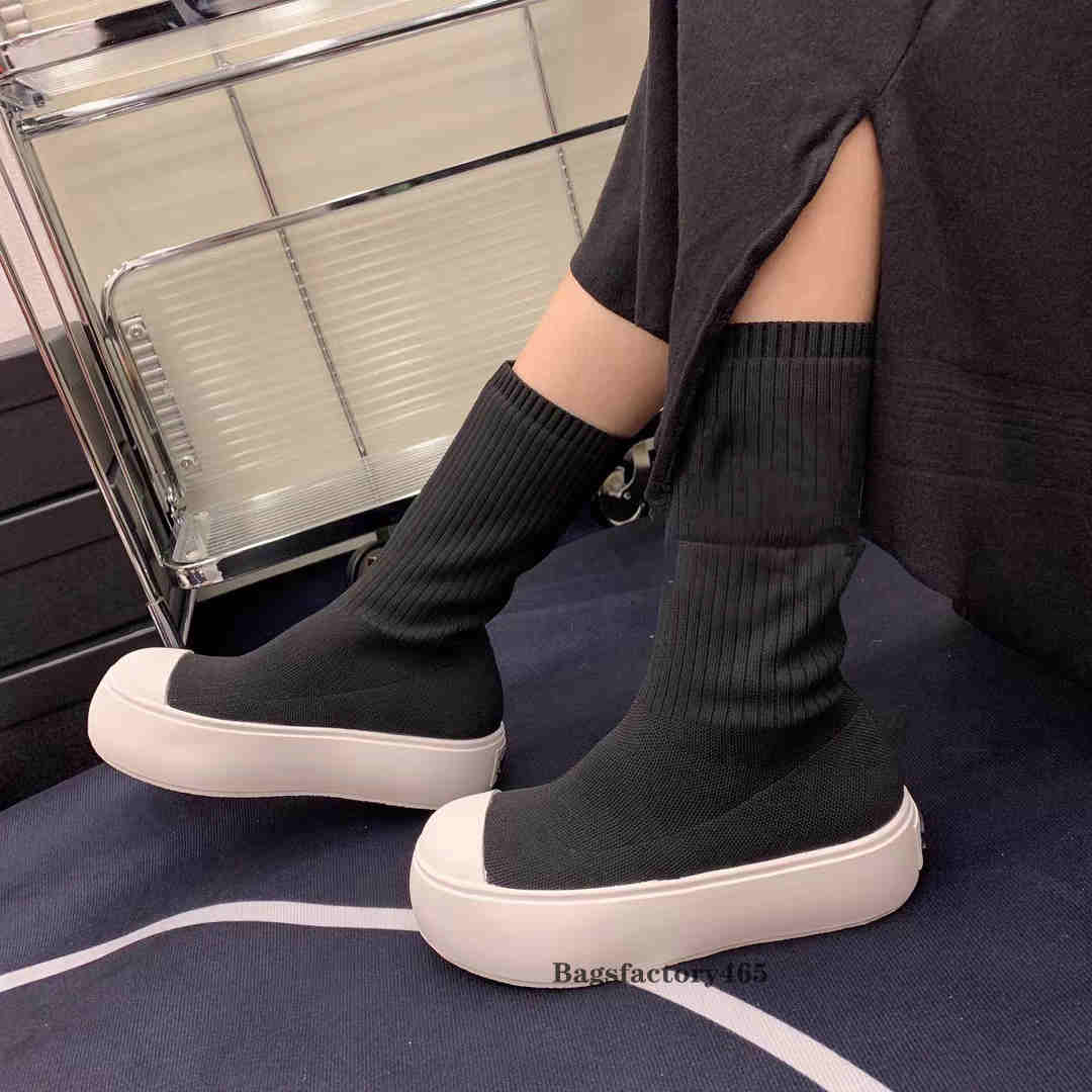 Fall Designer Womens Flying Sock Boots Platform Shoes Rib Knit Black Retro Ankle High Boot Stretch Outdoor Casual Shoes
Fall Designer Womens Flying Sock Boots Platform Shoes Rib Knit Black Retro Ankle High Boot Stretch Outdoor Casual Shoes