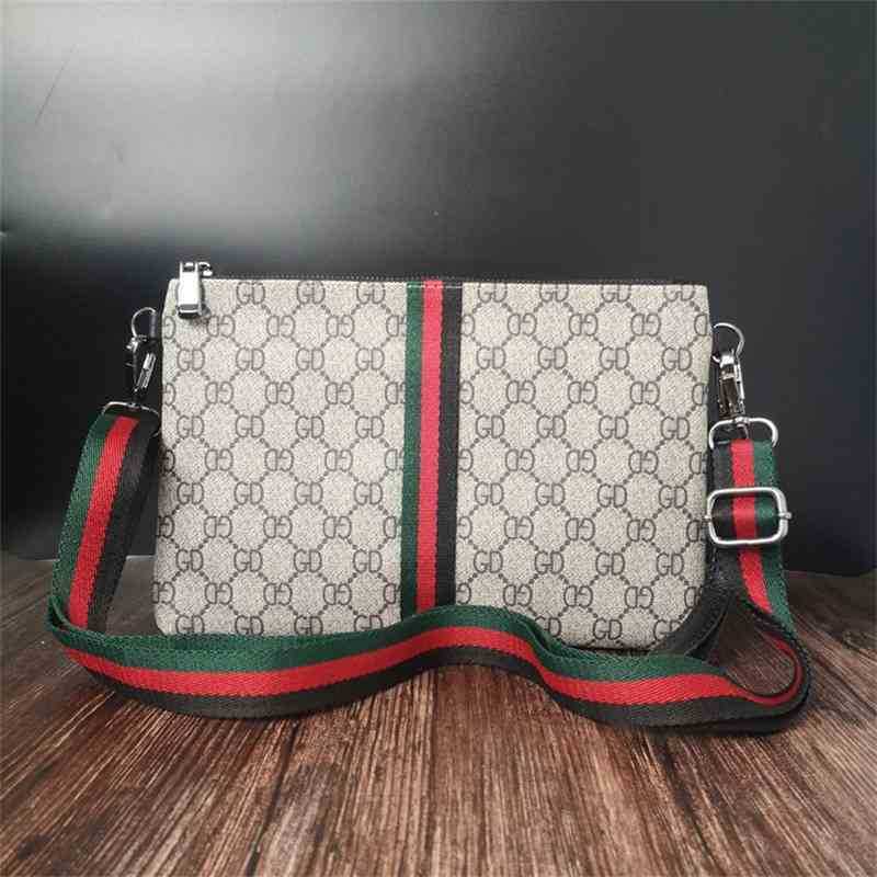 Messenger Bags The fast hand and the social group have bags of Kwai bagsdesigner men's bags.
Messenger Bags The fast hand and the social group have bags of Kwai bagsdesigner men's bags.