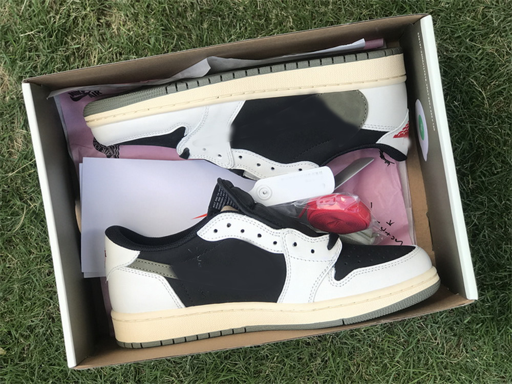 1 Shoes Sports Sneakers Scotts Jumpman 1s Low Og x Fragment Sail Black Designer Dz4137-106 Original, #1
1 Shoes Sports Sneakers Scotts Jumpman 1s Low Og x Fragment Sail Black Designer Dz4137-106 Original, #1