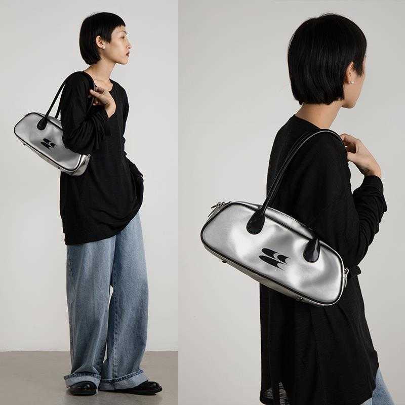 Hot Selling Marinec Designer Bags Y2k Handbag American Street Shoulder Bag Fashion Hip Hop Small Curved Messenger bag Men and Women Mini, Black - 05
Hot Selling Marinec Designer Bags Y2k Handbag American Street Shoulder Bag Fashion Hip Hop Small Curved Messenger bag Men and Women Mini, Black - 05