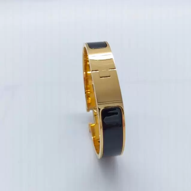 Bracelets Bangle designer jewelry bracelet Titanium steel man gold buckle 17/19 size for men and woman fashion Jewelry Bangles
Bracelets Bangle designer jewelry bracelet Titanium steel man gold buckle 17/19 size for men and woman fashion Jewelry Bangles