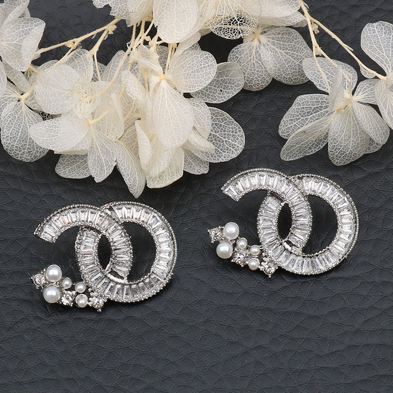 925 silver jewelry studs geometric mixed simple earrings designer earring luxury for women pearl clover stud letters wedding crystal rhinestone gold plated
925 silver jewelry studs geometric mixed simple earrings designer earring luxury for women pearl clover stud letters wedding crystal rhinestone gold plated