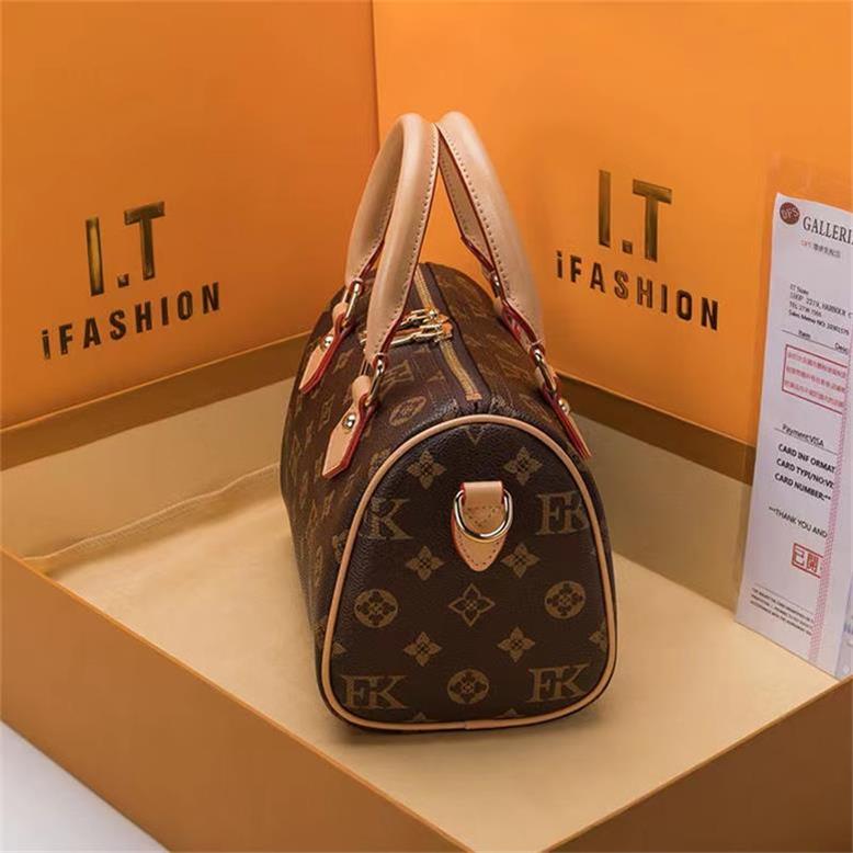 2022 Designer women handbags Genuine Leather bags female flower ladies handbag mens wallets Luxury womens shoulder bag 30CM