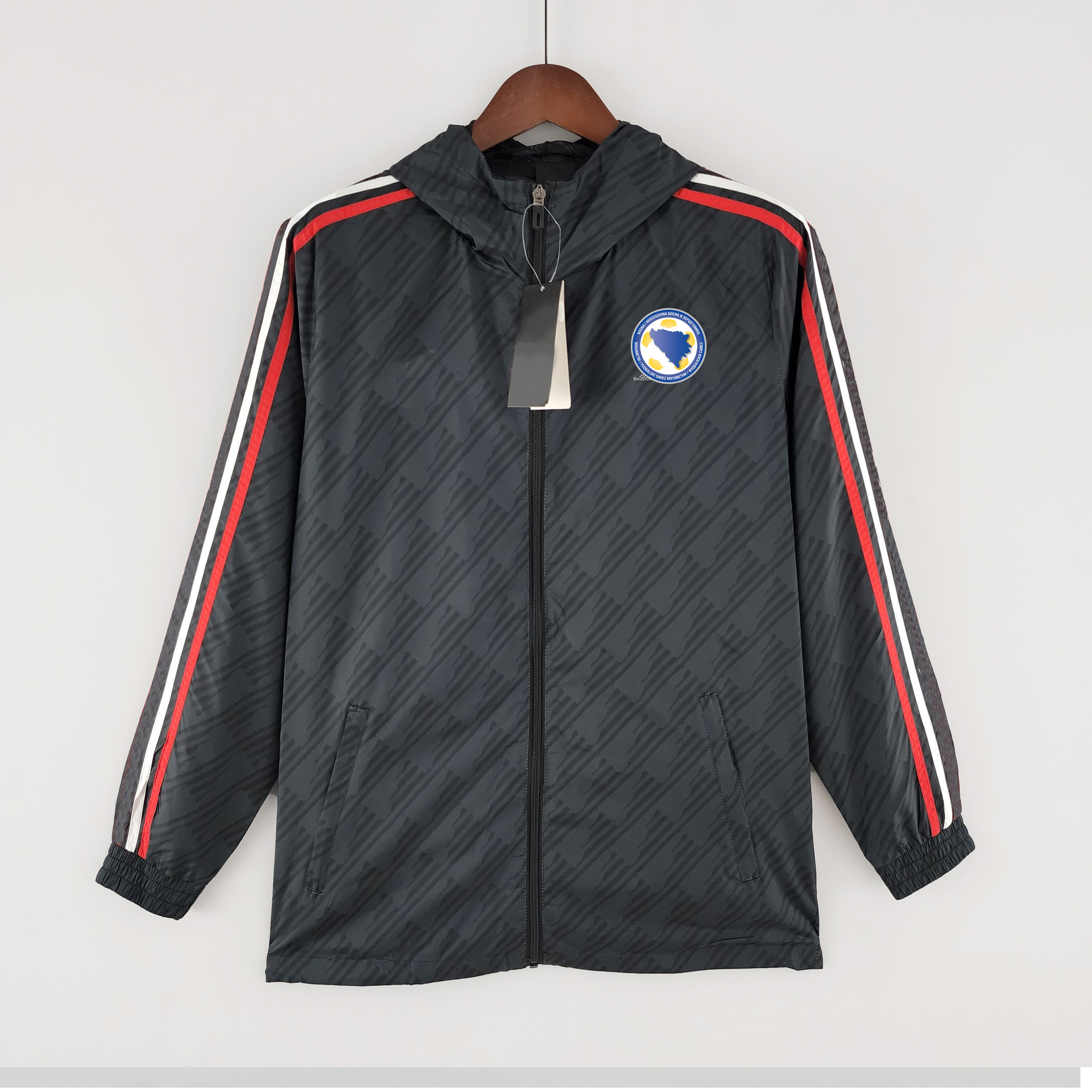 22-23 Bosnia-Herzegovina Men's jacket Soccer Windbreaker Jerseys full zipper Hooded Windbreakers Mens Fashion coat Logo custom, No 1
22-23 Bosnia-Herzegovina Men's jacket Soccer Windbreaker Jerseys full zipper Hooded Windbreakers Mens Fashion coat Logo custom, No 1