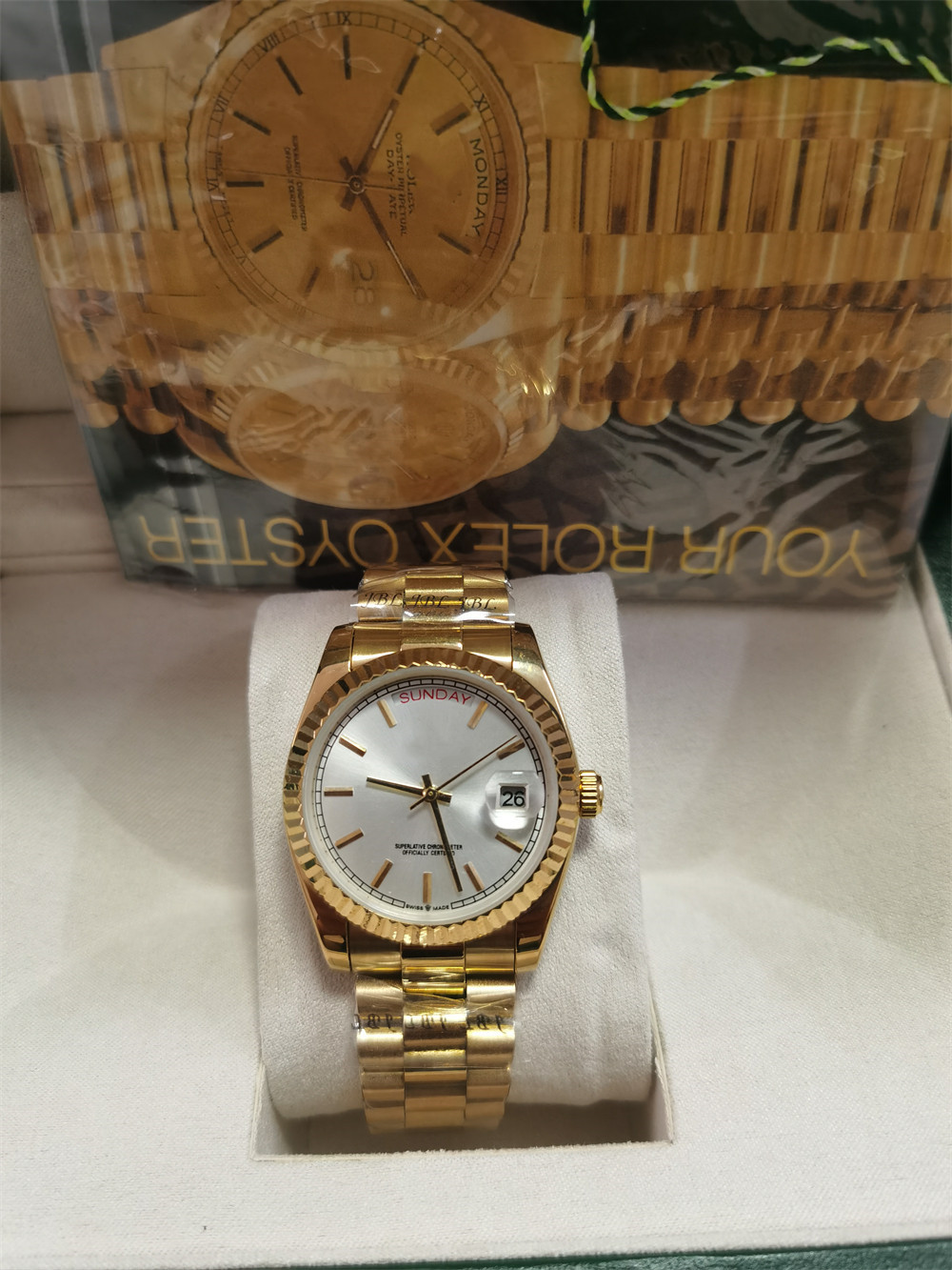 Original box certificate Male Watches 18k Gold President DayDate Diamonds Watch 18038 Men Stainless Diamond Bezel Automatic Mechanical WristWatch Montre De Luxe, Style13 original box+watch
Original box certificate Male Watches 18k Gold President DayDate Diamonds Watch 18038 Men Stainless Diamond Bezel Automatic Mechanical WristWatch Montre De Luxe, Style13 original box+watch