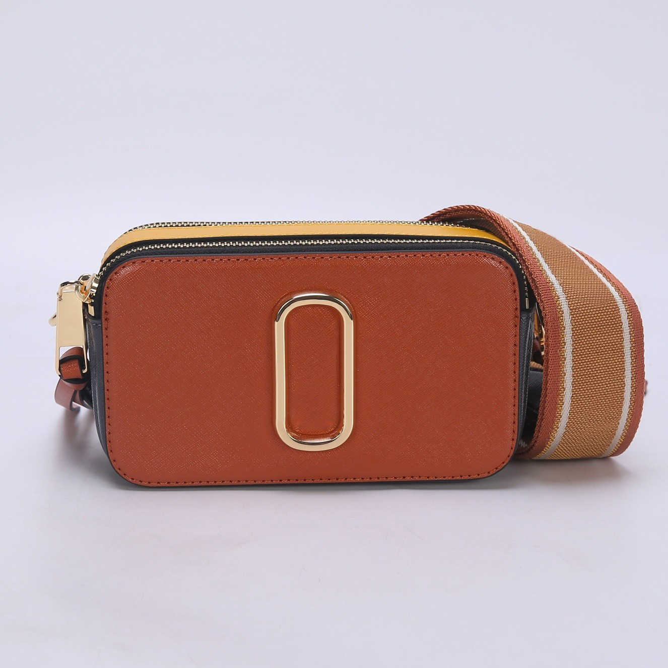 Marc snapshot Luxuries designers Jacobss totes bag womens high quality MJ designer crossbody handbags women the tote bags onthego purses wallet woman handbag 3P7E, 19x12x7cm
Marc snapshot Luxuries designers Jacobss totes bag womens high quality MJ designer crossbody handbags women the tote bags onthego purses wallet woman handbag 3P7E, 19x12x7cm