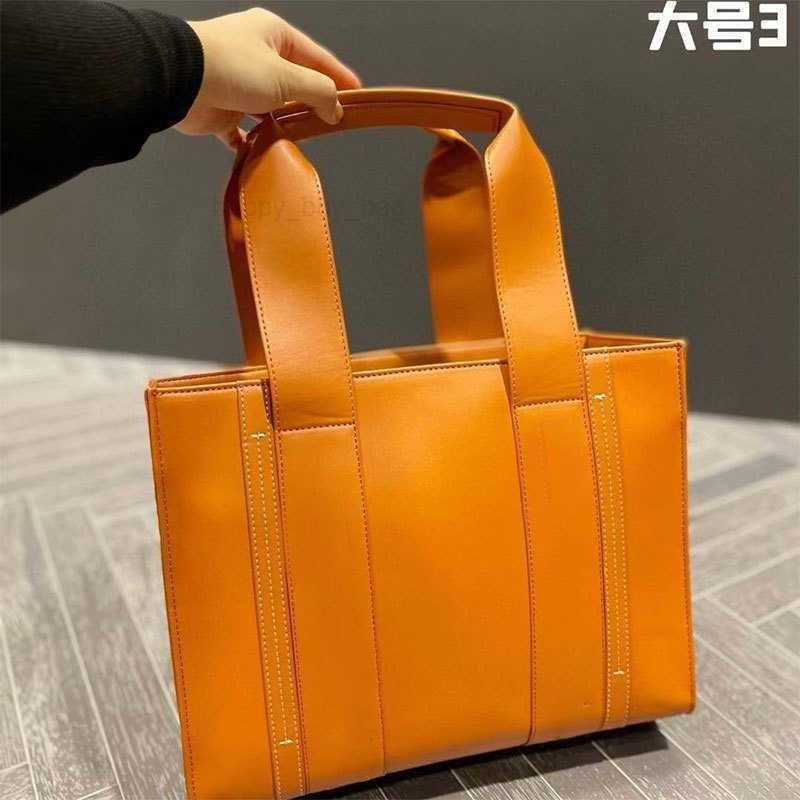 new quality 5A Women tote bags WOODY Totes shopping bag handbag high NYLON hobo fashion linen Large Beach luxury designer travel Crossbody, Black
new quality 5A Women tote bags WOODY Totes shopping bag handbag high NYLON hobo fashion linen Large Beach luxury designer travel Crossbody, Black
